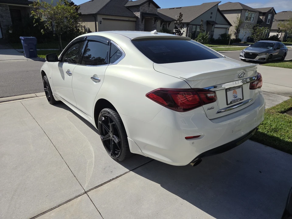 2015 Infiniti M/Q70 4th Gen - Image 4 of 19