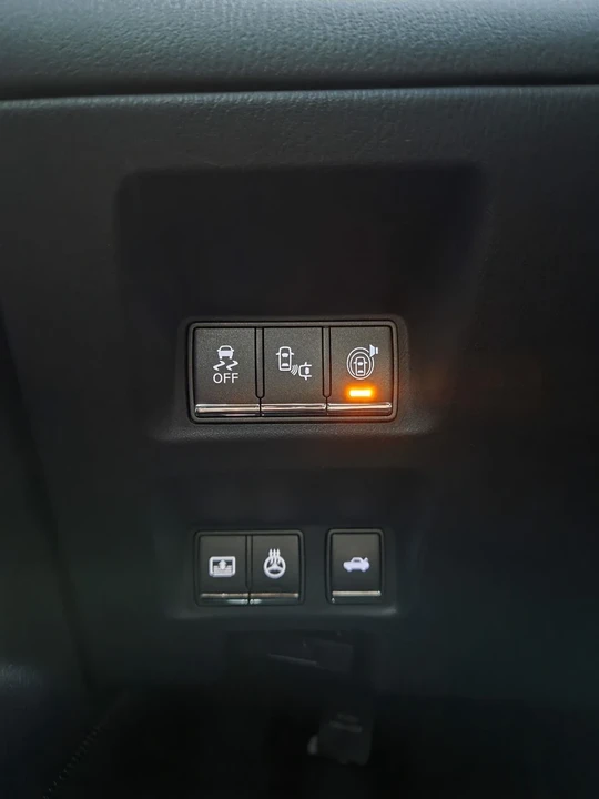2015 Infiniti M/Q70 4th Gen - Image 14 of 19