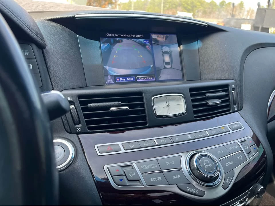 2015 Infiniti M/Q70 4th Gen - Image 13 of 16