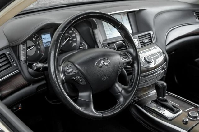 2015 Infiniti M/Q70 4th Gen - Image 20 of 21