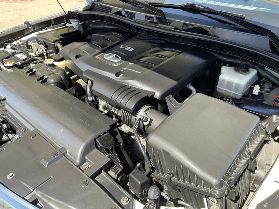 2015 Infiniti QX80 - Image 9 of 10