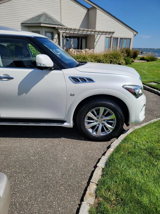 2015 Infiniti QX80 - Image 3 of 21