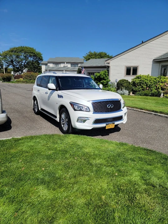 2015 Infiniti QX80 - Image 2 of 21