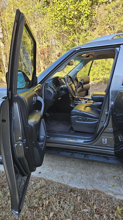 2015 Infiniti QX80 - Image 4 of 21
