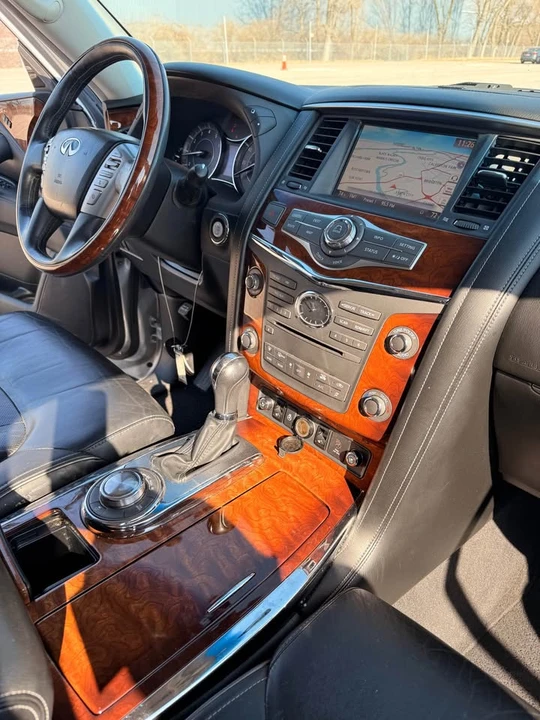2015 Infiniti QX80 - Image 13 of 20