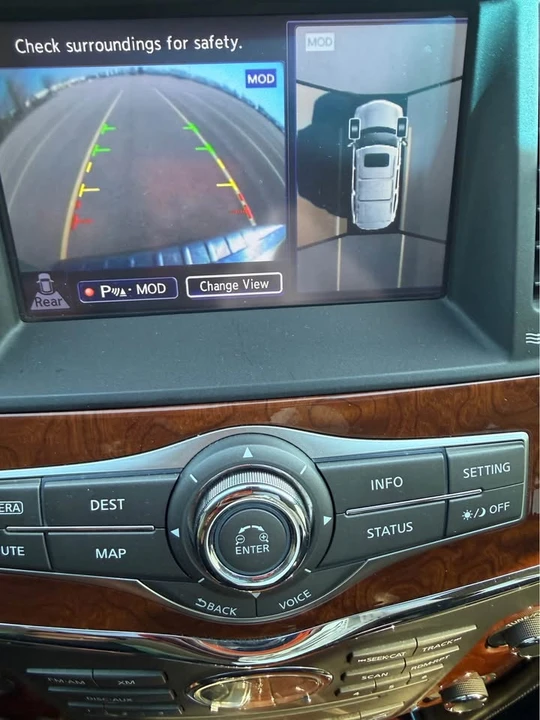 2015 Infiniti QX80 - Image 2 of 20
