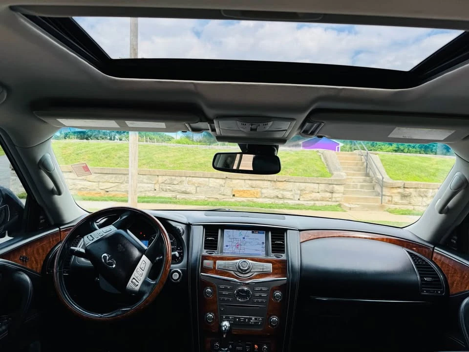 2015 Infiniti QX80 - Image 10 of 20