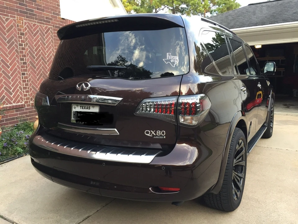 2015 Infiniti QX80 - Image 2 of 14