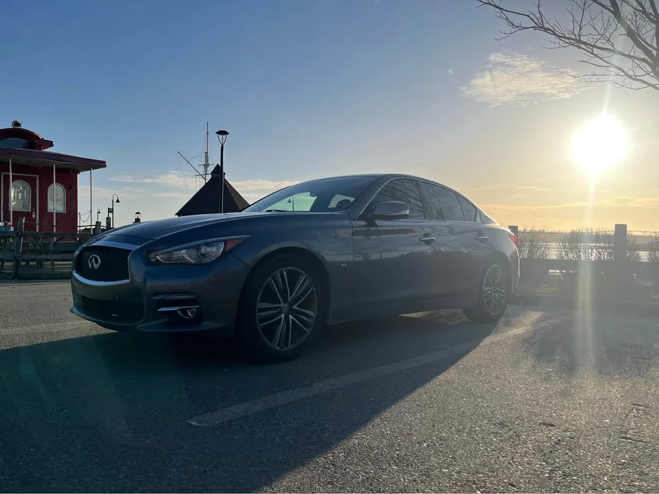 2015 Infiniti Q50 - Image 2 of 9