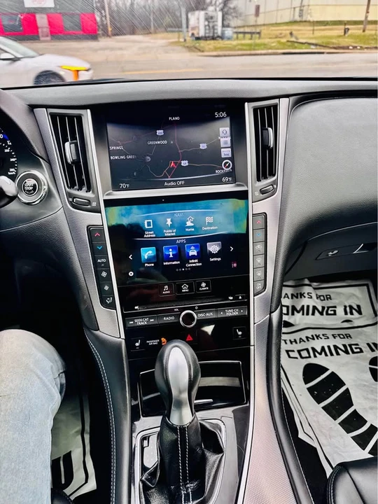 2015 Infiniti Q50 - Image 13 of 20