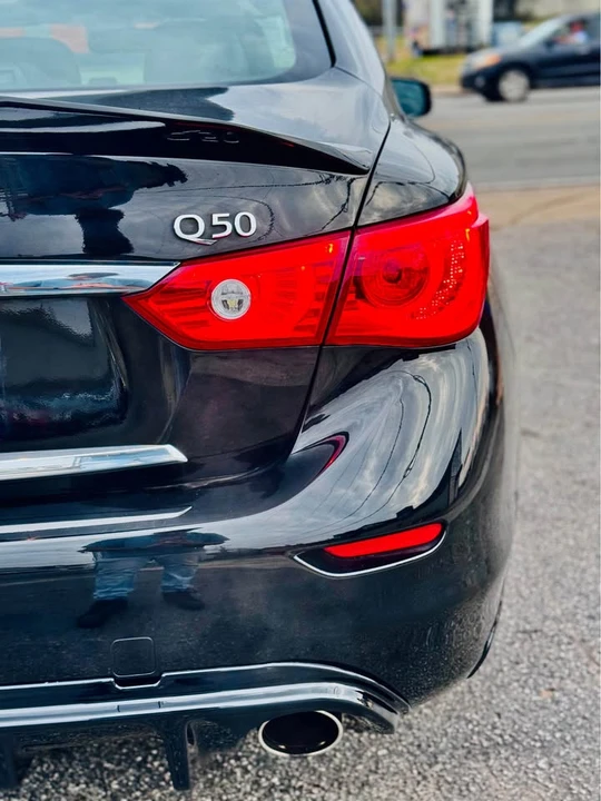 2015 Infiniti Q50 - Image 8 of 20