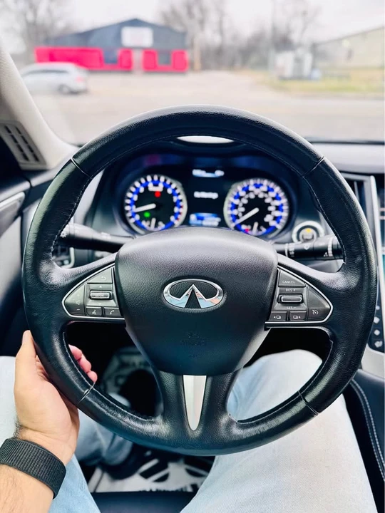 2015 Infiniti Q50 - Image 10 of 20