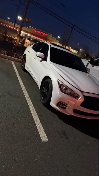 2015 Infiniti Q50 - Image 9 of 9