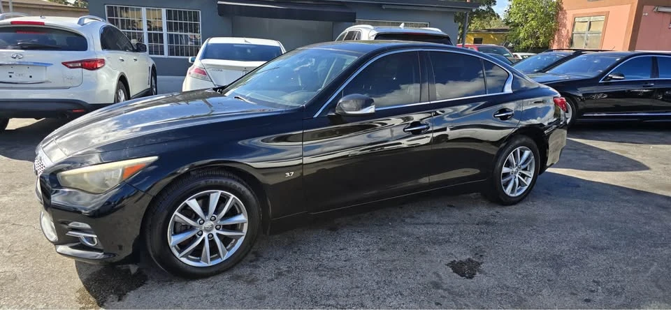 2015 Infiniti Q50 - Image 2 of 16