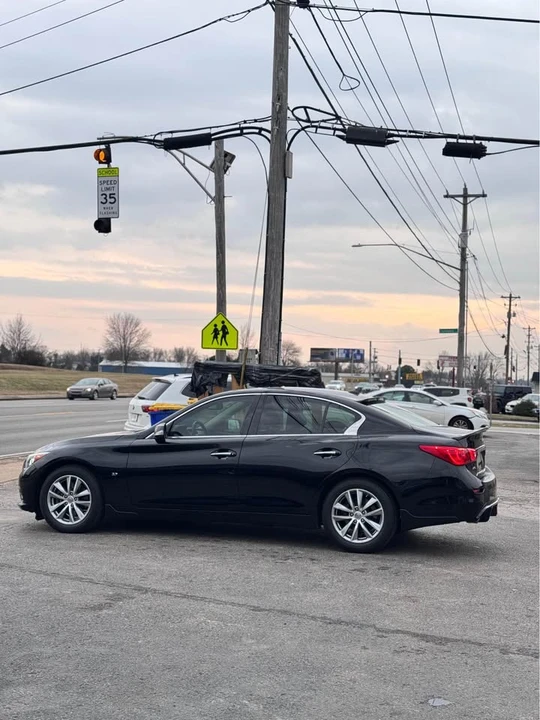 2015 Infiniti Q50 - Image 2 of 17