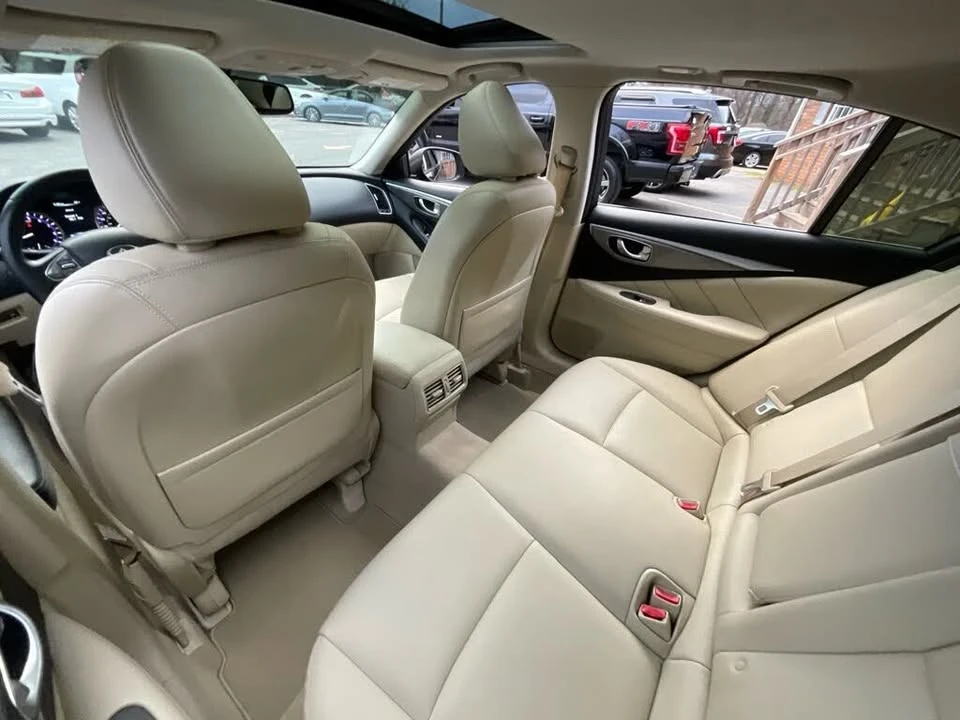 2015 Infiniti Q50 - Image 10 of 17