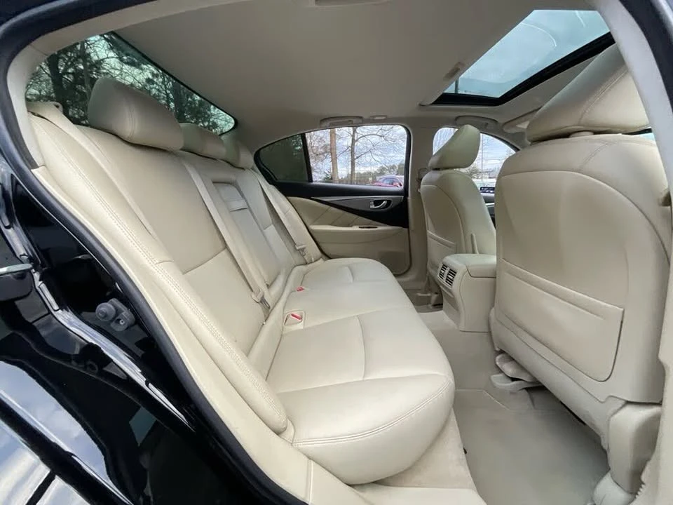 2015 Infiniti Q50 - Image 11 of 17