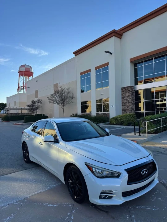 2015 Infiniti Q50 - Image 2 of 15