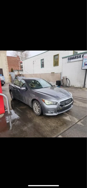 2015 Infiniti Q50 - Image 2 of 8