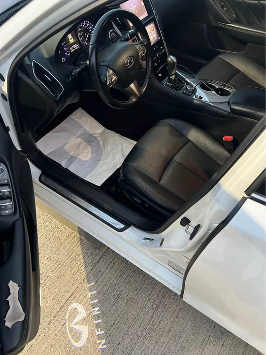 2015 Infiniti Q50 - Image 8 of 10