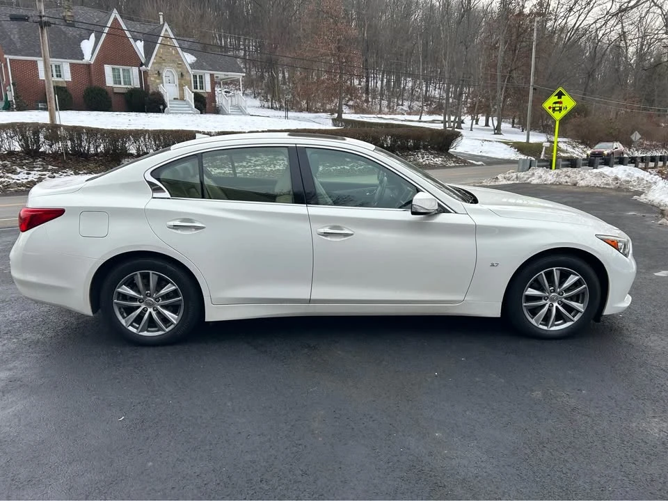 2015 Infiniti Q50 - Image 3 of 13