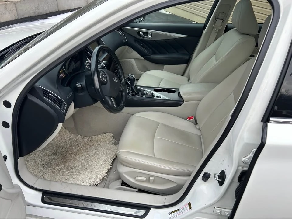 2015 Infiniti Q50 - Image 8 of 13