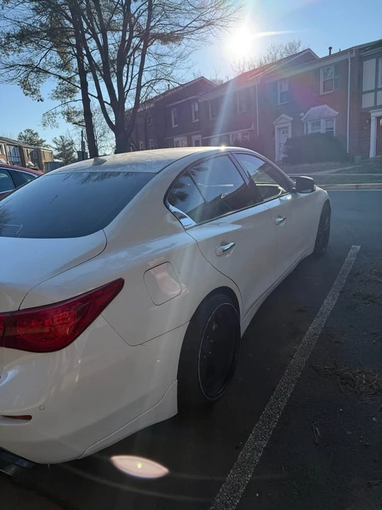 2015 Infiniti Q50 - Image 3 of 7