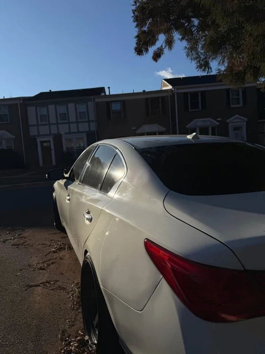 2015 Infiniti Q50 - Image 2 of 7