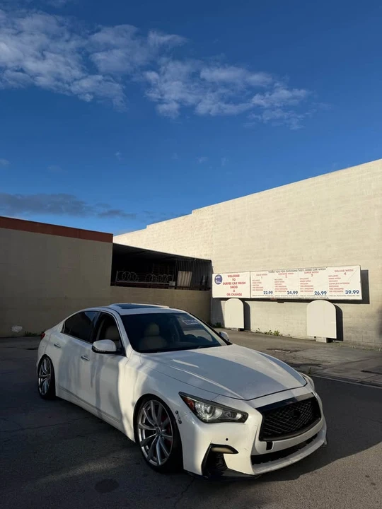 2015 Infiniti Q50 - Image 6 of 12