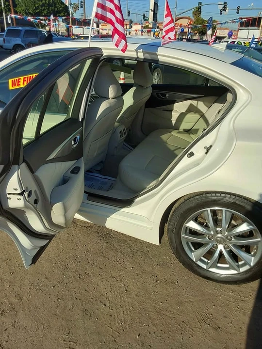 2015 Infiniti Q50 - Image 6 of 8