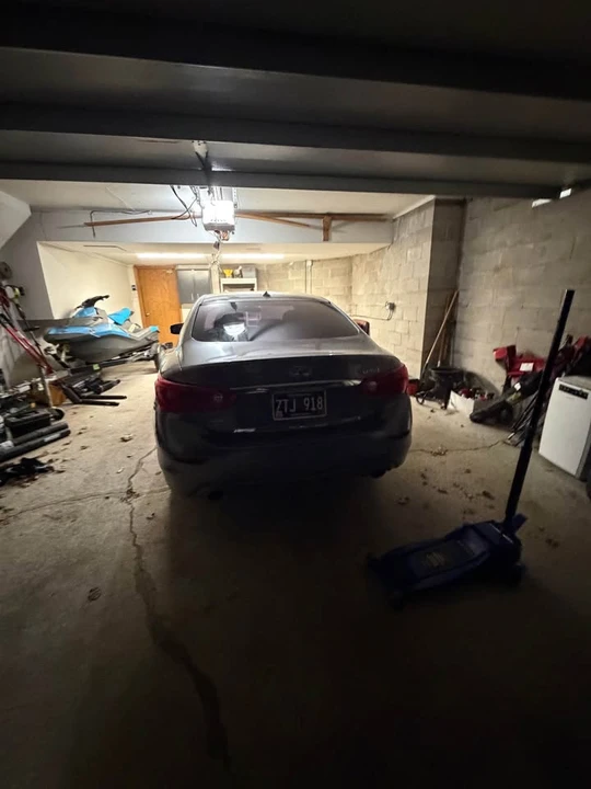 2015 Infiniti Q50 - Image 3 of 8