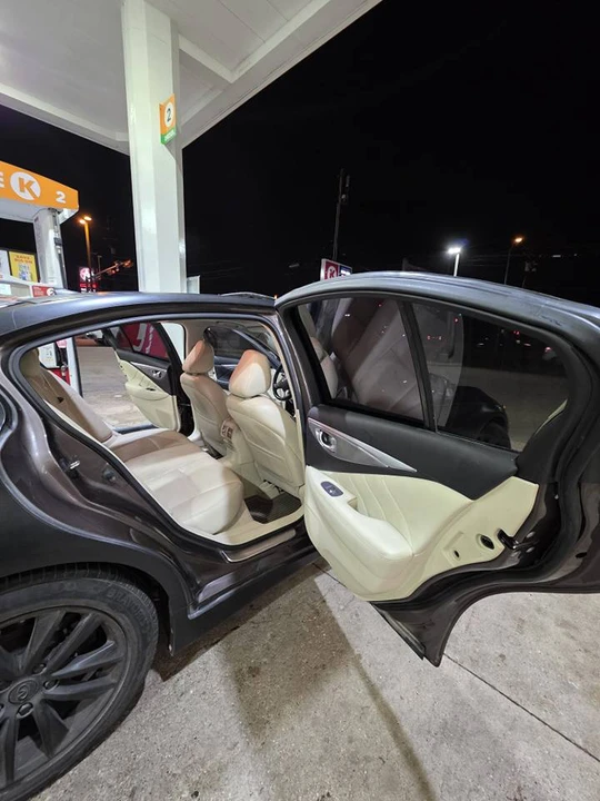 2015 Infiniti Q50 - Image 11 of 15