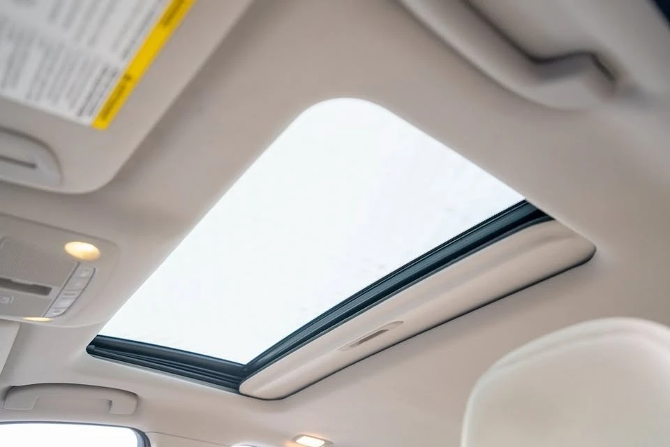 2015 Infiniti Q50 - Image 8 of 14