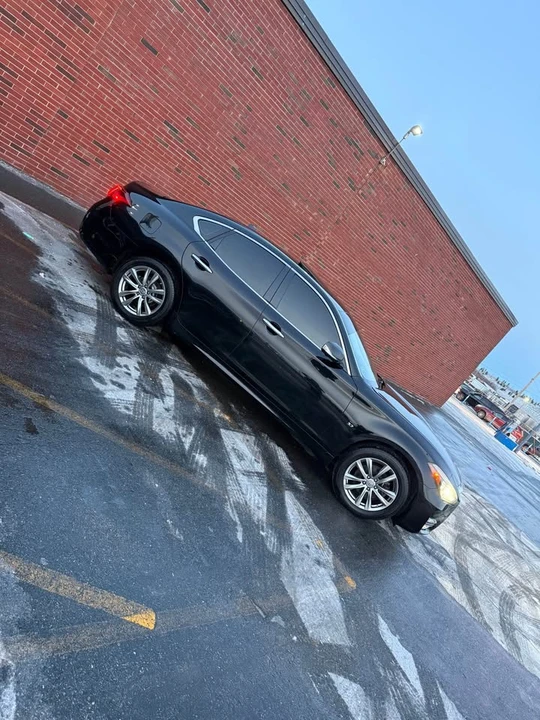 2015 Infiniti M/Q70 4th Gen - Image 4 of 12