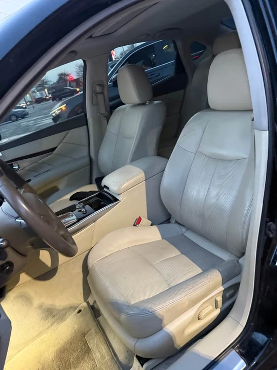 2015 Infiniti M/Q70 4th Gen - Image 9 of 12