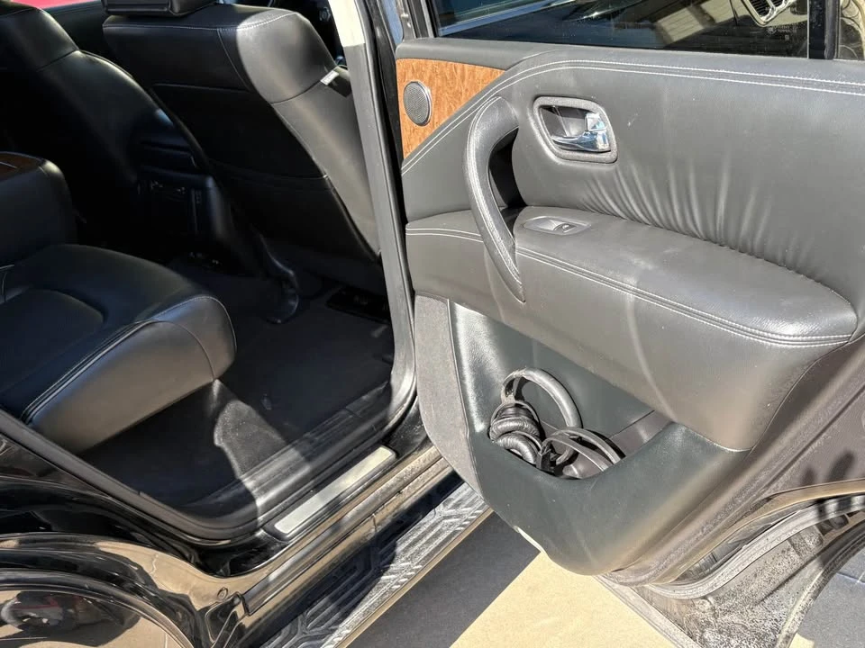 2015 Infiniti QX80 - Image 9 of 12