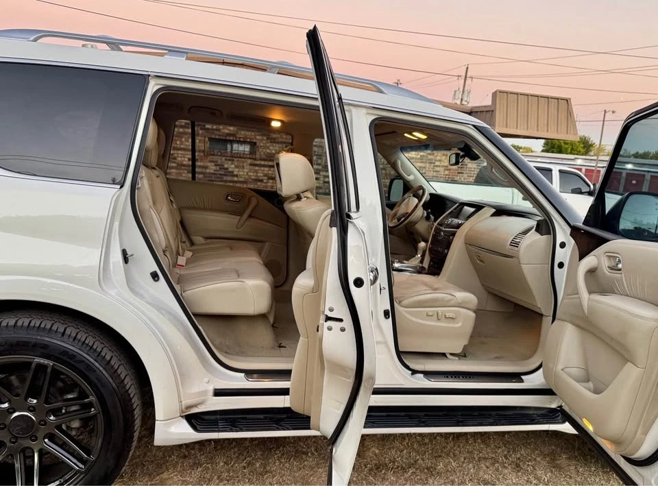 2015 Infiniti QX80 - Image 12 of 14
