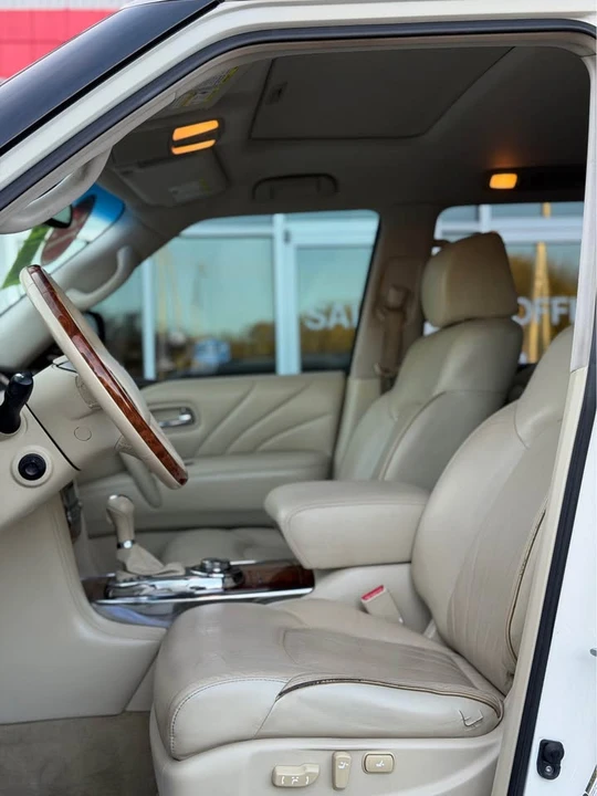 2015 Infiniti QX80 - Image 7 of 19