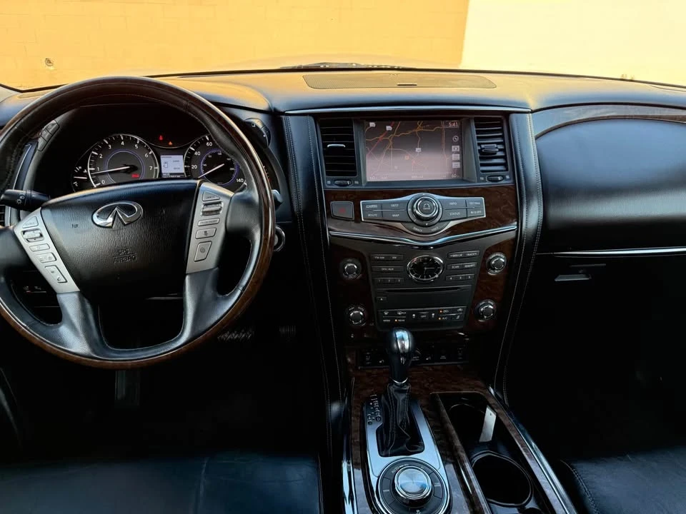2015 Infiniti QX80 - Image 9 of 17