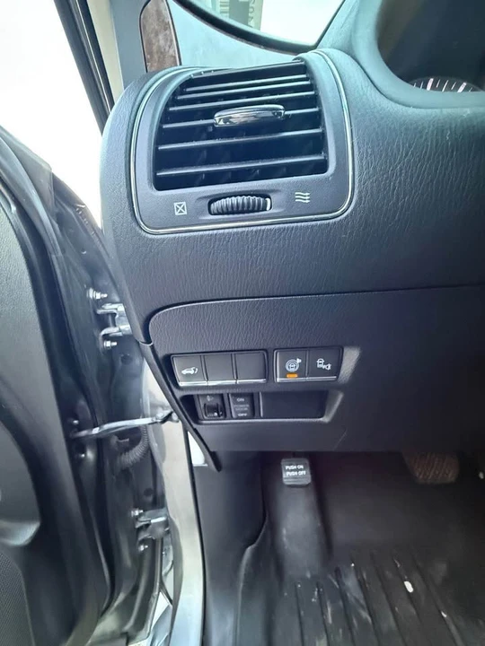 2015 Infiniti QX80 - Image 11 of 17