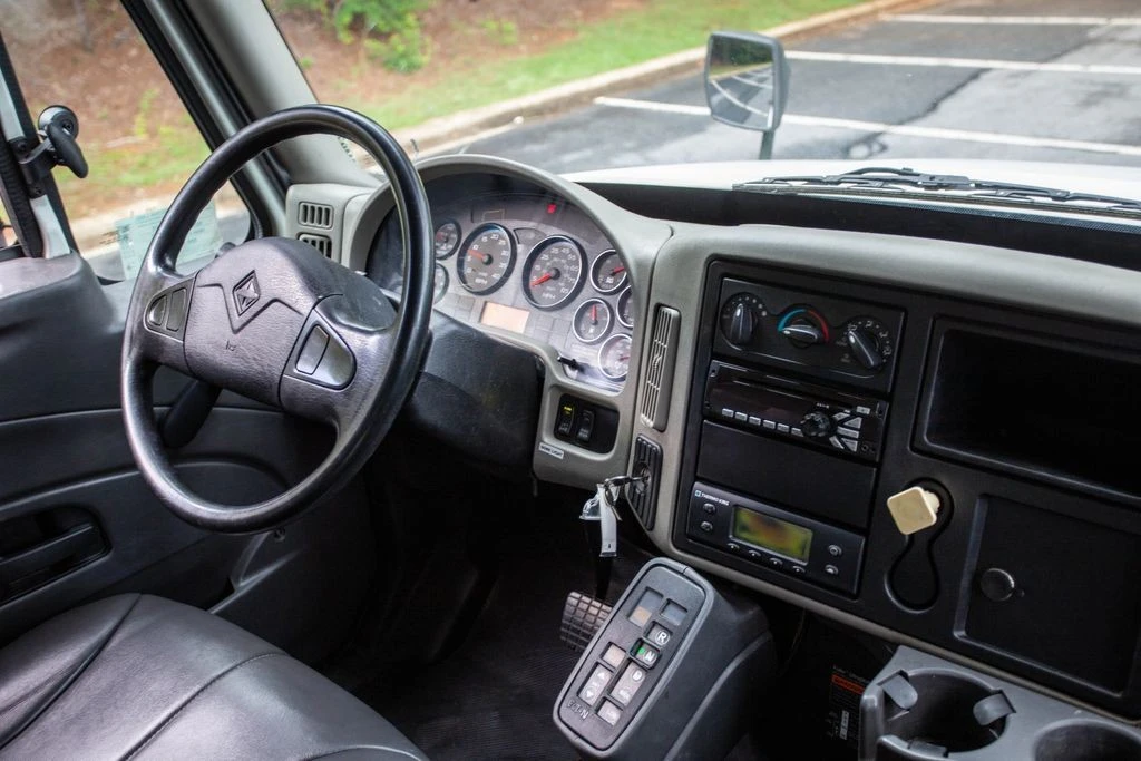 2015 International Harvester - Image 4 of 12