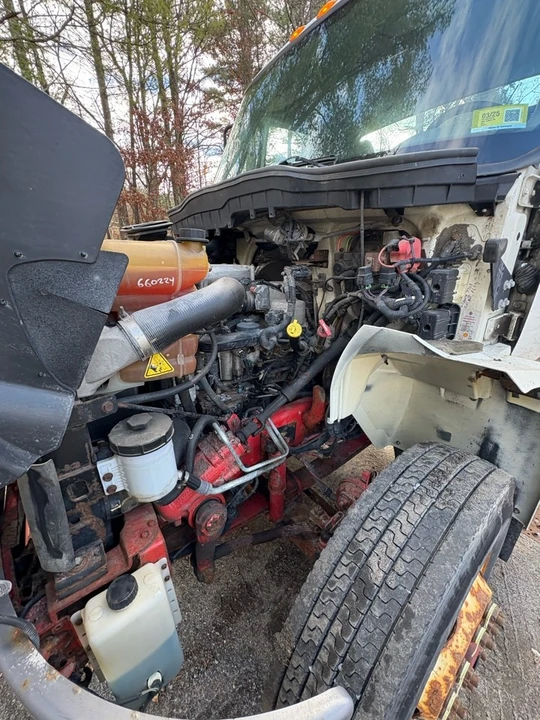 2015 International 4300 - Image 21 of 21