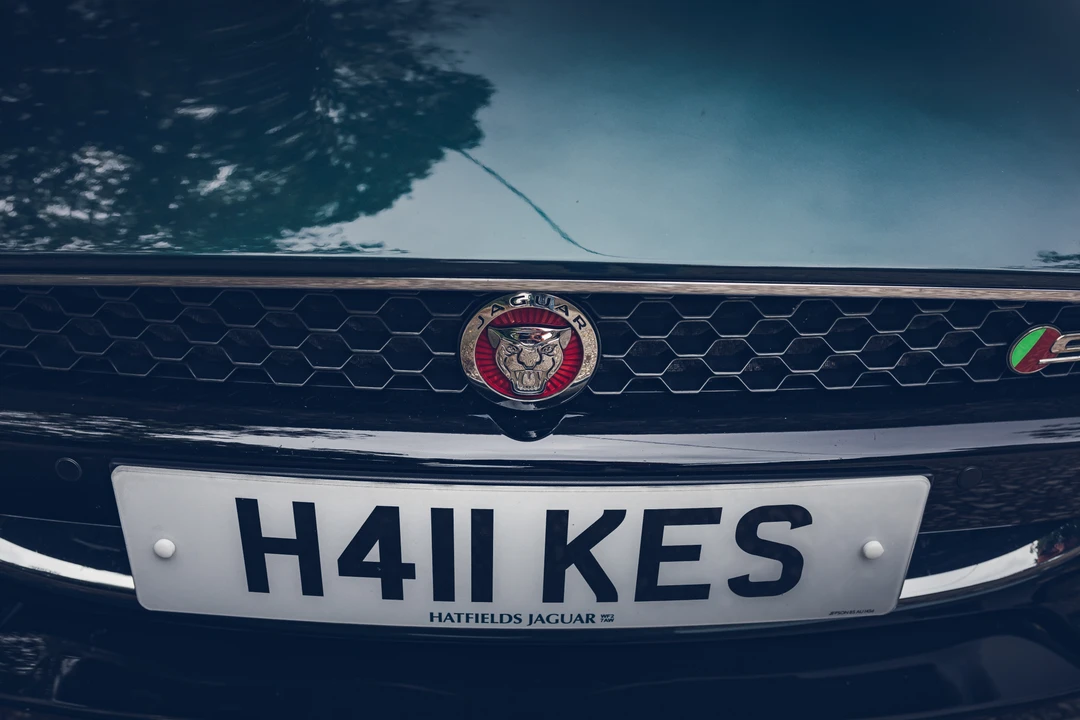 2015 Jaguar F-Type 1st Gen - Image 17 of 31