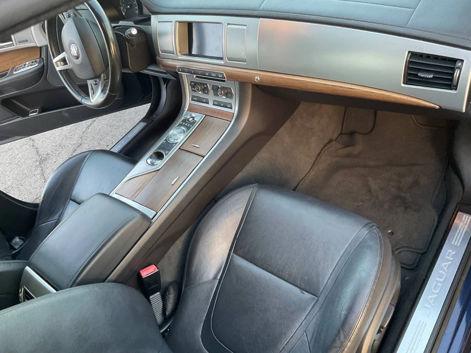 2015 Jaguar X250 XF - Image 14 of 16