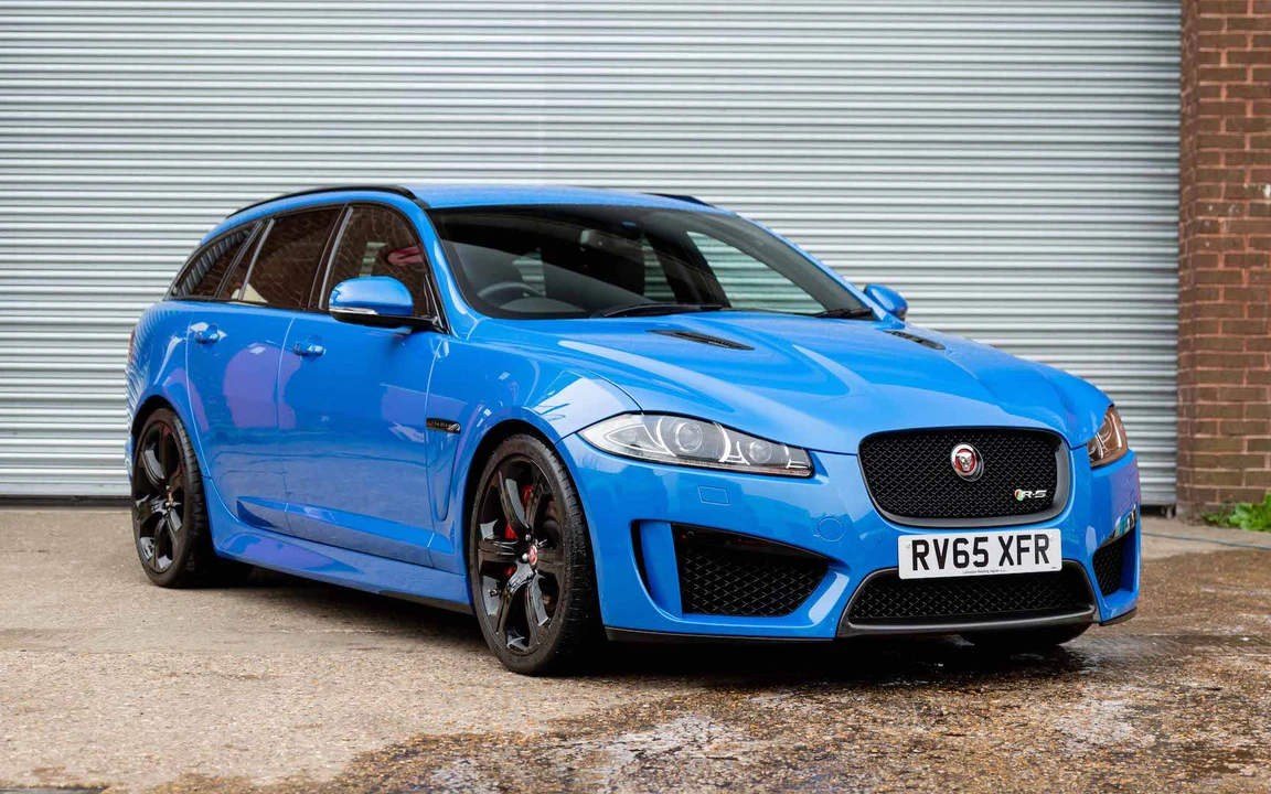2015 Jaguar X250 XFR - Image 2 of 31