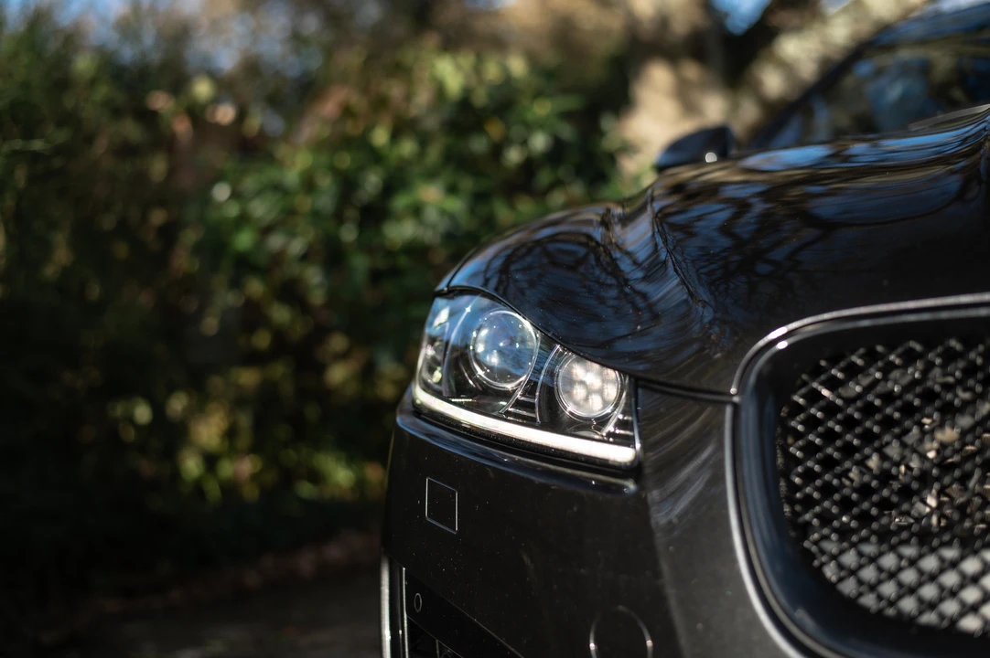 2015 Jaguar X250 XFR - Image 12 of 31