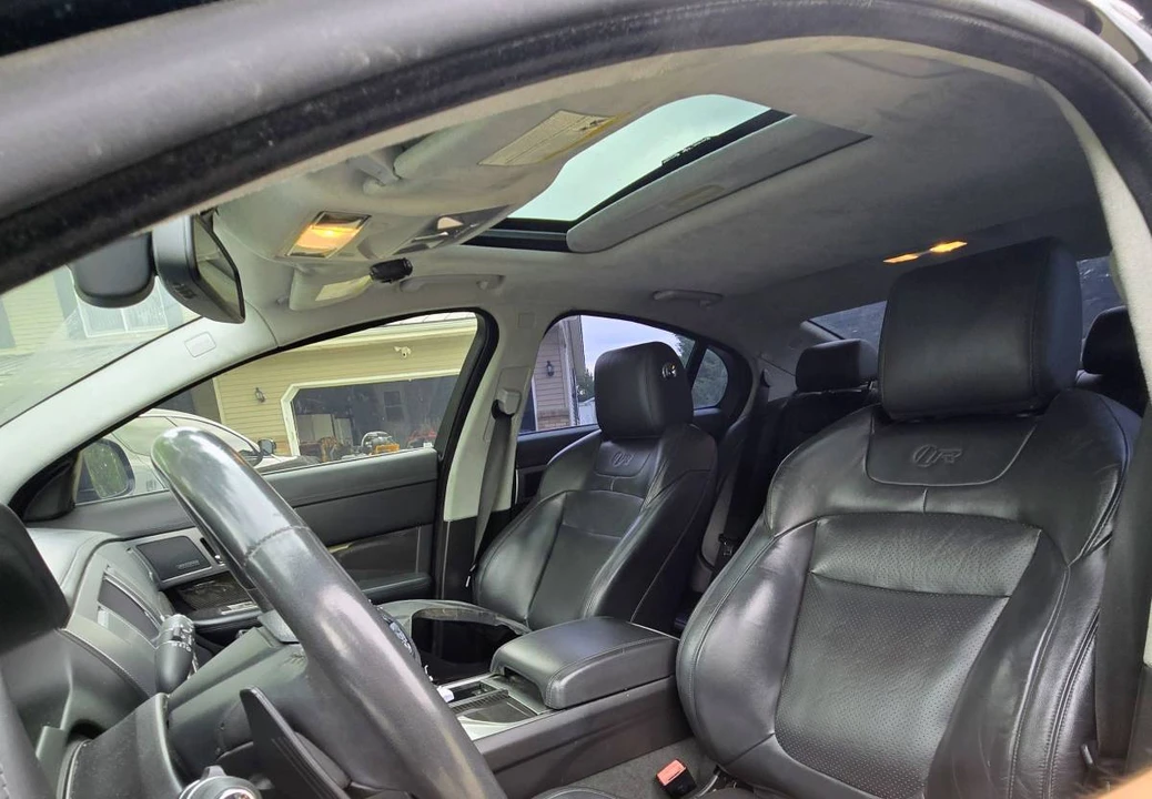 2015 Jaguar X250 XFR - Image 14 of 21