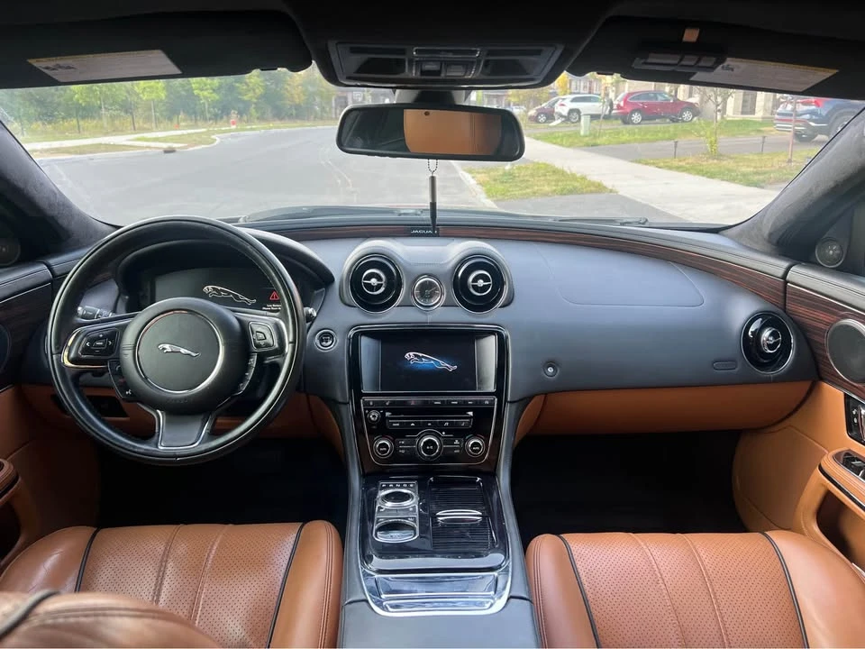 2015 Jaguar X351 XJ - Image 5 of 10