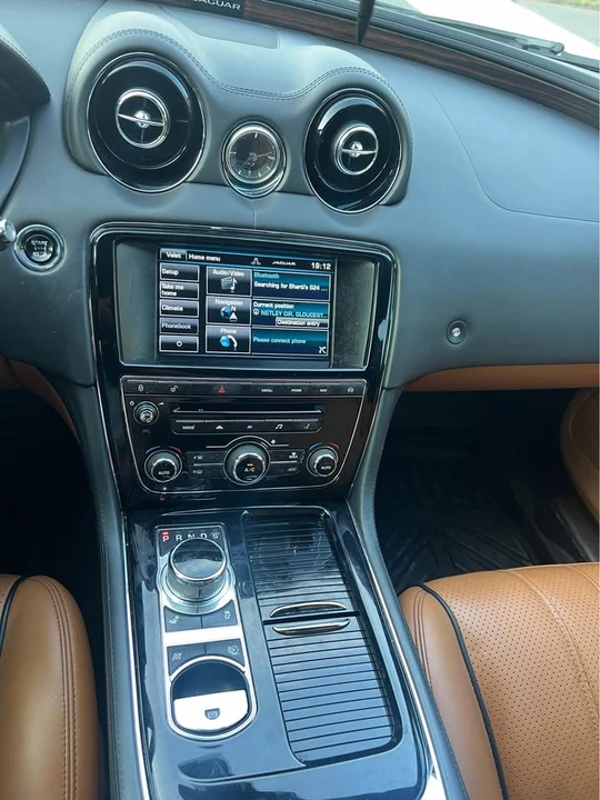 2015 Jaguar X351 XJ - Image 8 of 10