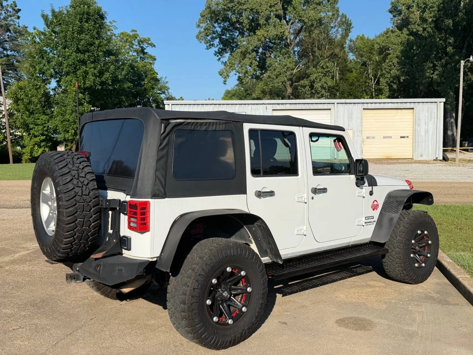 2015 Jeep JK Wrangler - Image 2 of 17